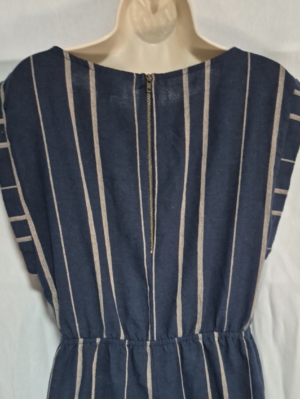 Universal Thread Jumpsuit - Picture 5 of 6